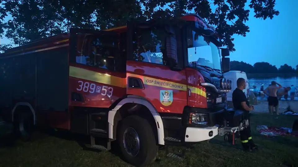 Pracowity weekend strażaków z OSP Święciechowa – pożar, kolizja i zabawa z dziećmi