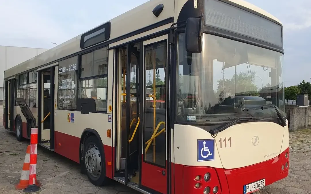 MZK Leszno ogłasza przetarg na sprzedaż dwóch autobusów Jelcz M121I/4 Mastero