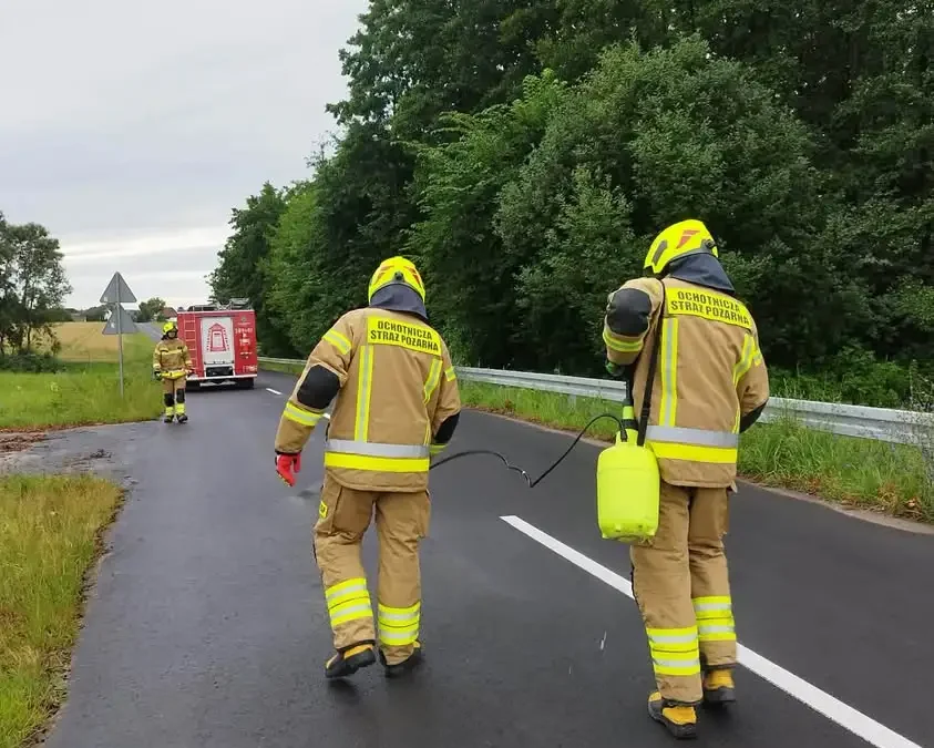 Usuwanie plamy ropopochodnej w Targowisku