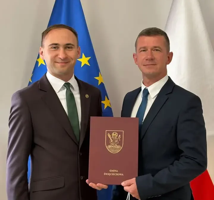 Łukasz Konieczny nowym dyrektorem szkoły w Długiem Starem
