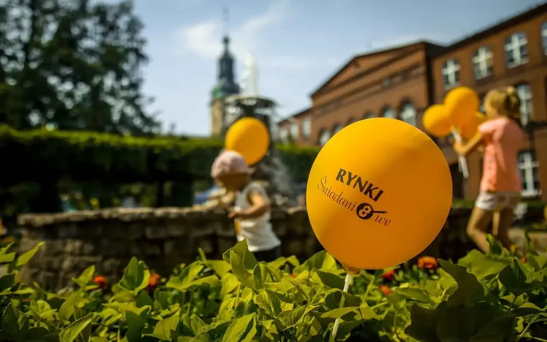 Jutro Rynki Śniadaniowe w Parku Leszczyńskich Satyryków