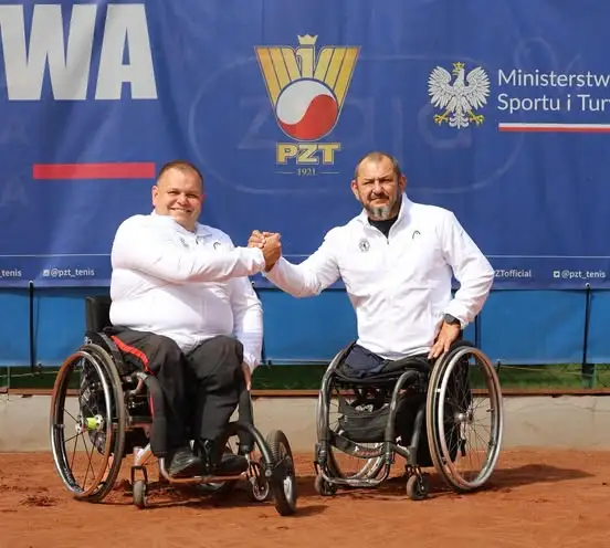 Przemek Hebisz walczy o mistrzostwo Polski w tenisie na wózkach