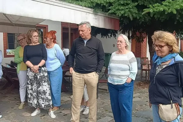 Plener malarski w Cichowie zakończony wystawą w Soplicowskim Sadzie