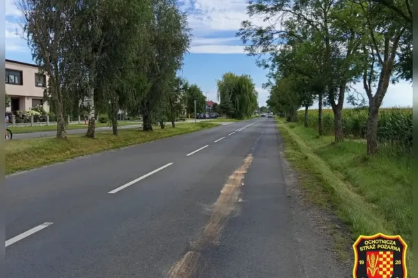 Plama substancji ropopochodnej w Krzemiemiewie – interwencja OSP