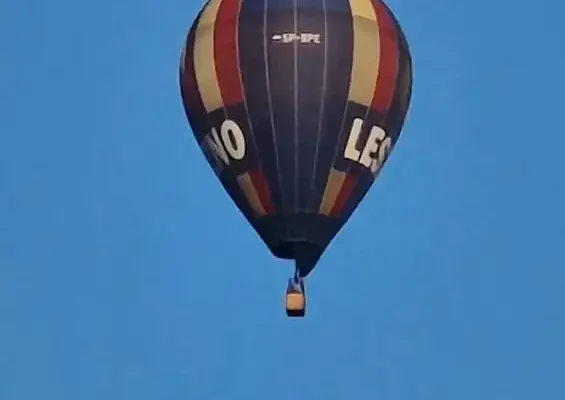 Balonowa fiesta nad Lesznem – wyjątkowy widok z Zatorza