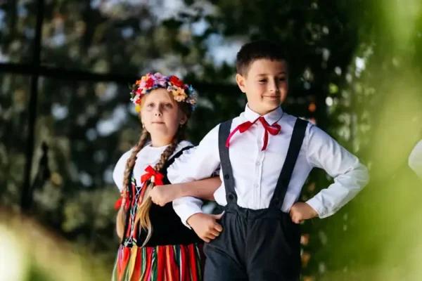 Festiwal Kolorowe Letnie Tańce w Długiem Starem: drugi dzień pełen folkloru i zabawy
