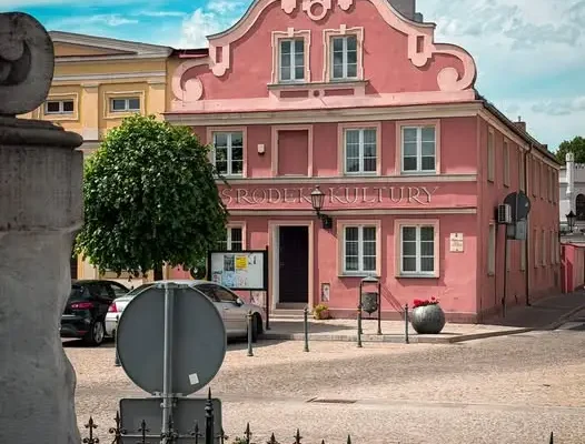 Potańcówka na rynku w Rydzynie na zakończenie wakacji