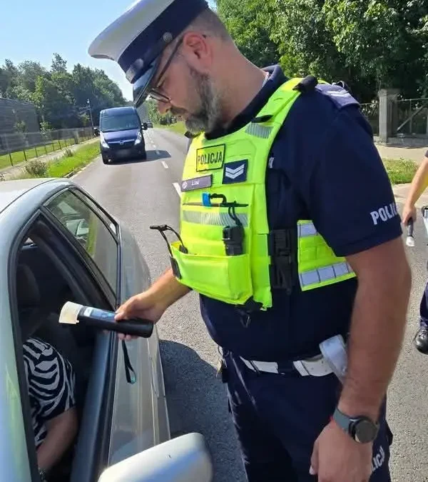 Akcja „Trzeźwość” na drogach Leszna i powiatu: ponad 2500 kierowców zbadanych