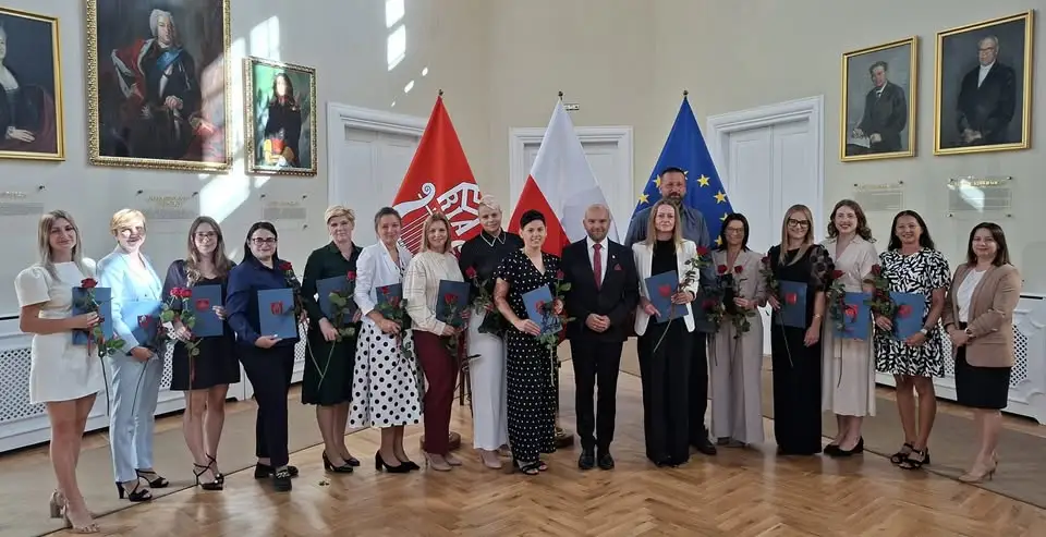 11 nauczycieli mianowanych we Włoszakowicach – uroczystość w Pałacu Sułkowskich