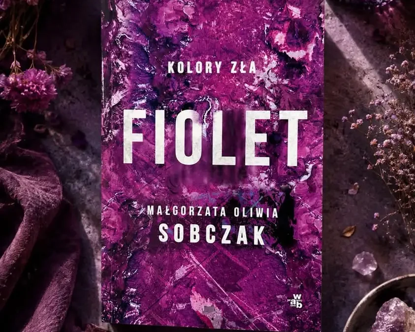 Kryminał „Fiolet” – nowa polecajka w bibliotece w Wijewie