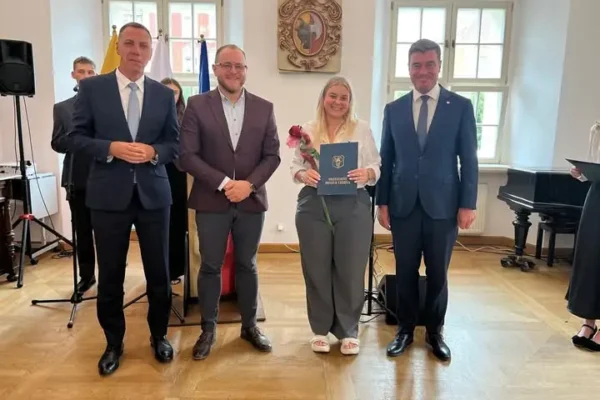 44 nauczycieli z Leszna otrzymało awans zawodowy