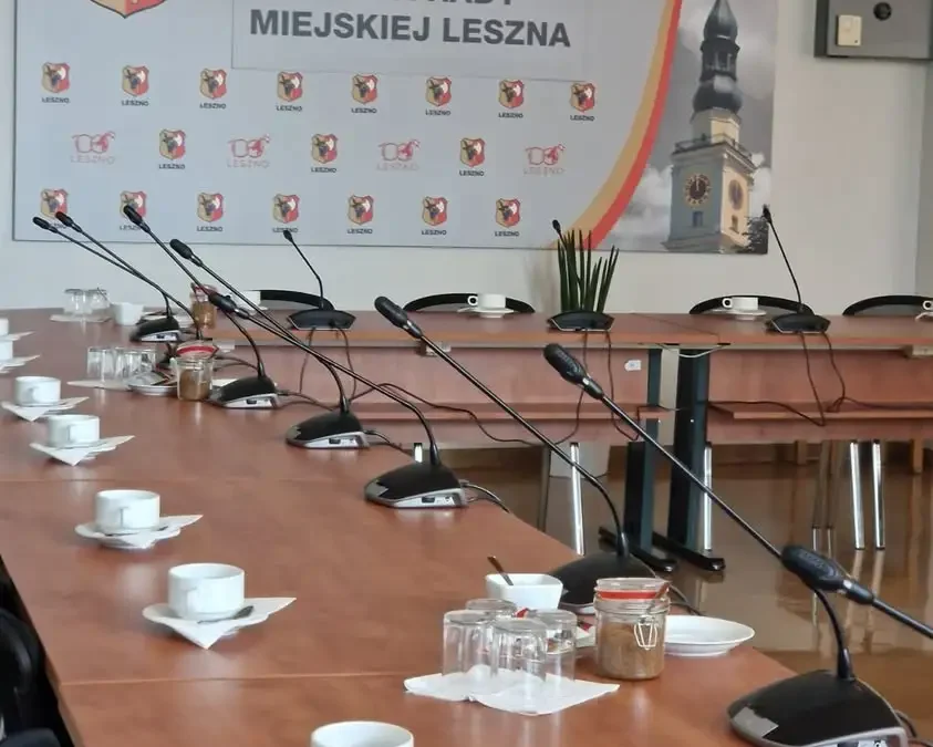 Sesja Rady Miejskiej Leszna dziś o 14.00 – w programie budżet, podatki i uchwały porządkowe