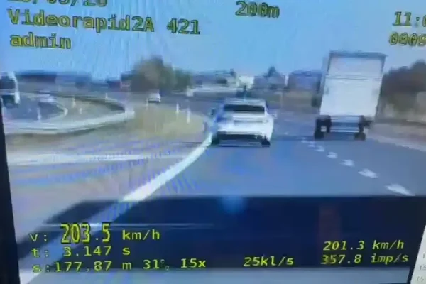 202 km/h na S5 – kierowca audi ukarany mandatem 5000 zł
