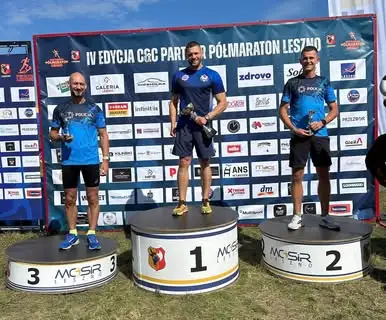 Leszczyńscy policjanci na Festiwalu Sportu – sukces w półmaratonie policyjnym