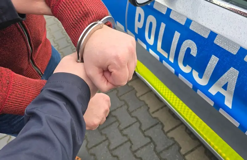 Leszno: Policja zatrzymała 19 osób poszukiwanych, w tym trzech obcokrajowców