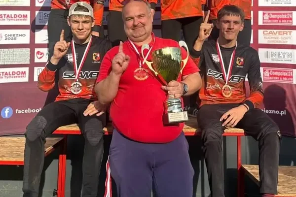 Złoci Juniorzy Szawer Leszno wygrywają finał CS Superligi Juniorów w Gnieźnie