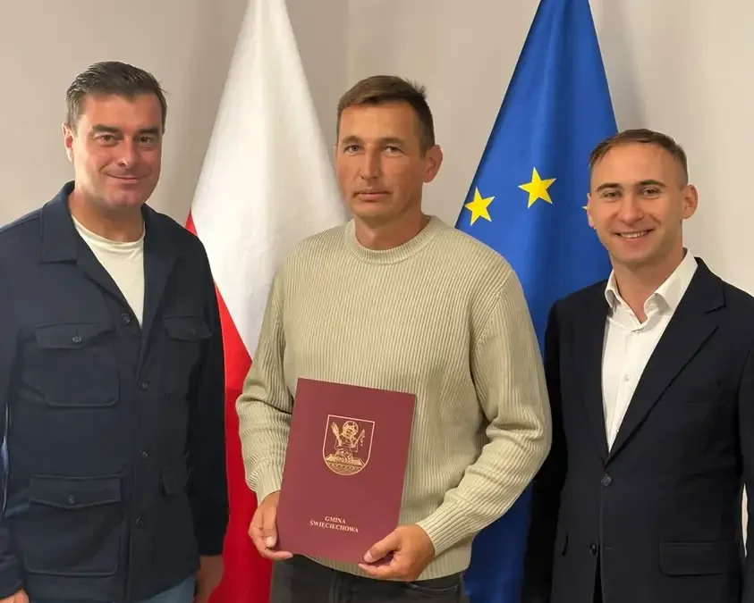 Umowa podpisana. Ulica Pilotów w Strzyżewicach przejdzie gruntowną przebudowę