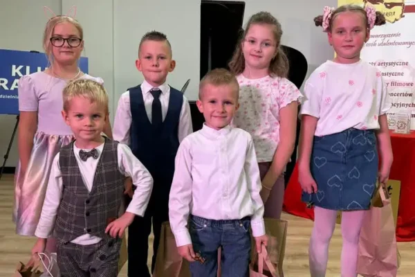 Młodzi wokaliści z GOK Lipno z sukcesami na konkursie „Małolata” w Poznaniu