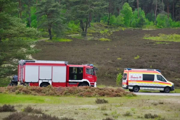 Interwencja OSP Święciechowa: pomoc w zniesieniu pacjenta w Gołanicach